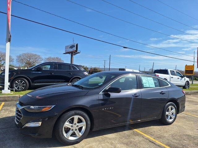 used 2022 Chevrolet Malibu car, priced at $16,799