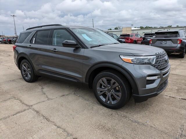 new 2024 Ford Explorer car, priced at $47,320