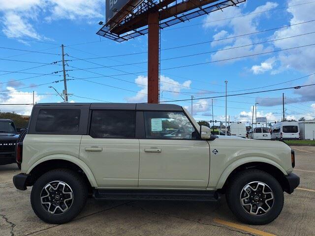 new 2025 Ford Bronco car, priced at $53,250