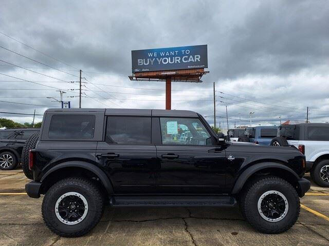 new 2025 Ford Bronco car, priced at $60,590