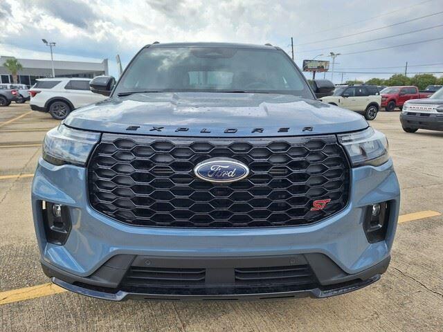 new 2025 Ford Explorer car, priced at $53,460