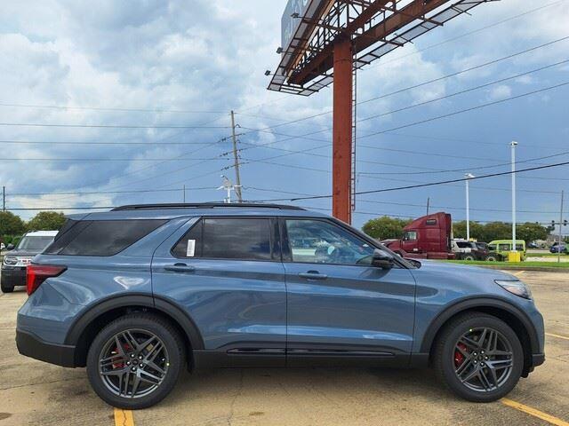 new 2025 Ford Explorer car, priced at $53,460