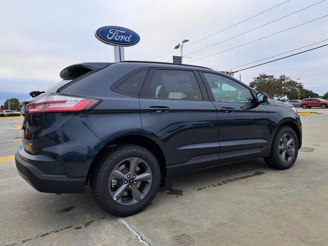 new 2024 Ford Edge car, priced at $38,700