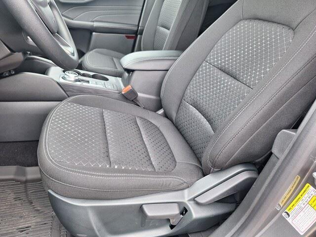 new 2025 Ford Escape car, priced at $25,585