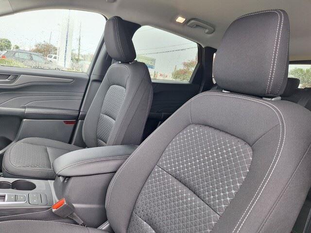 new 2025 Ford Escape car, priced at $25,585