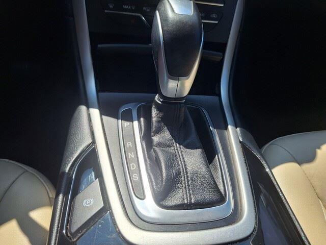 used 2015 Ford Edge car, priced at $9,995
