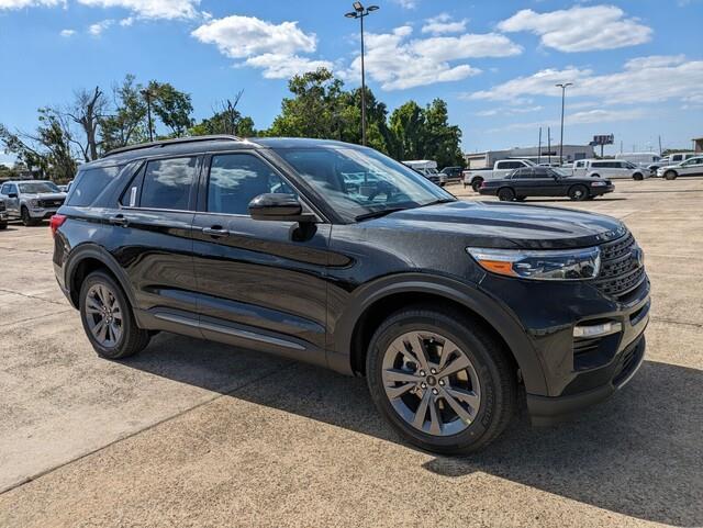 new 2024 Ford Explorer car, priced at $41,025
