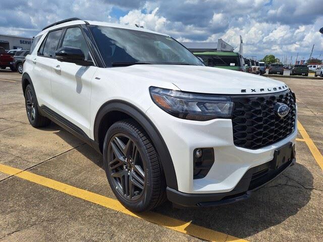 new 2025 Ford Explorer car, priced at $51,525