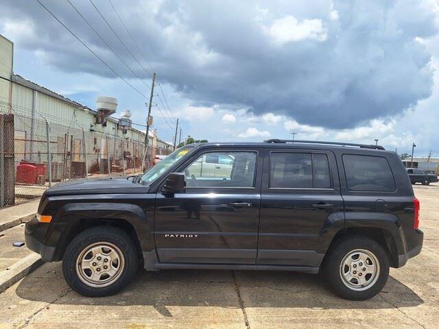 used 2017 Jeep Patriot car, priced at $7,890
