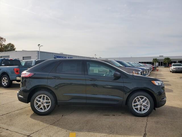 new 2024 Ford Edge car, priced at $31,555