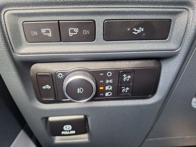 used 2022 Ford F-150 car, priced at $39,988