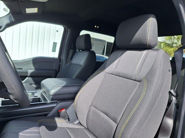 new 2025 Ford F-150 car, priced at $52,555