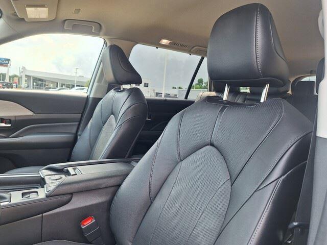 used 2024 Toyota Grand Highlander car, priced at $47,455