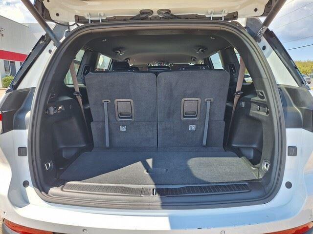 used 2024 Jeep Grand Cherokee L car, priced at $33,575