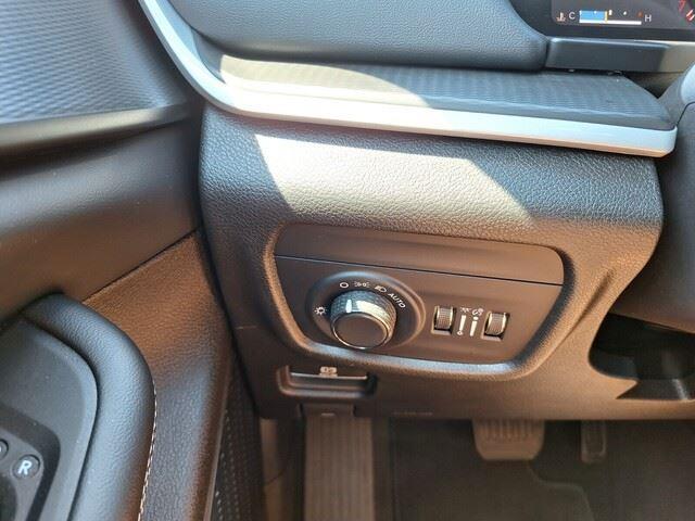 used 2024 Jeep Grand Cherokee L car, priced at $33,575