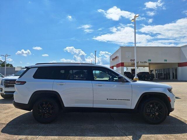 used 2024 Jeep Grand Cherokee L car, priced at $33,575