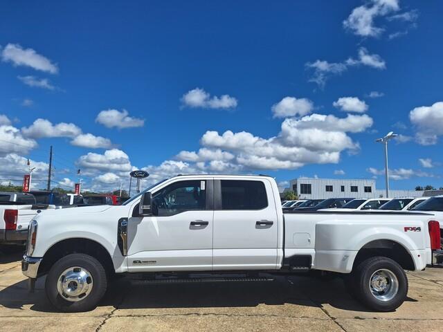 new 2024 Ford F-350 car, priced at $69,120