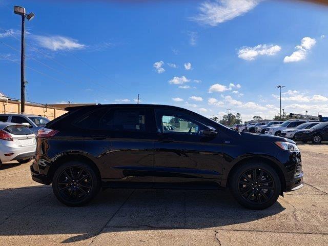 new 2024 Ford Edge car, priced at $41,160