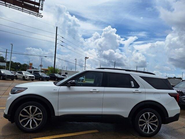 new 2025 Ford Explorer car, priced at $44,422