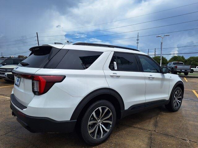 new 2025 Ford Explorer car, priced at $44,422
