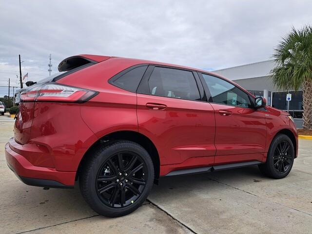 new 2024 Ford Edge car, priced at $40,210