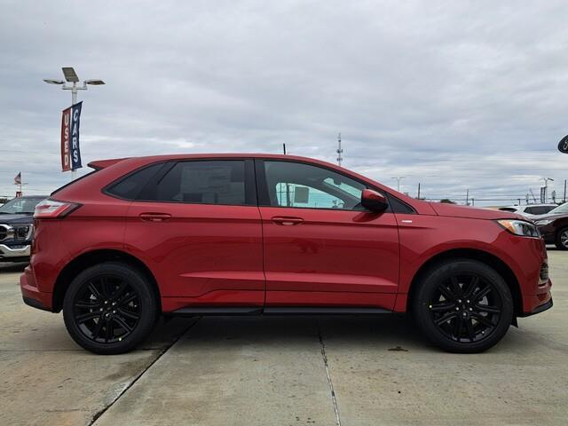 new 2024 Ford Edge car, priced at $40,210