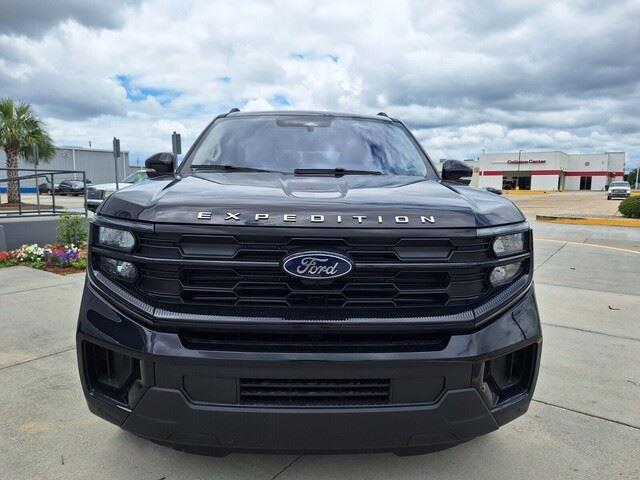 new 2025 Ford Expedition car, priced at $69,150