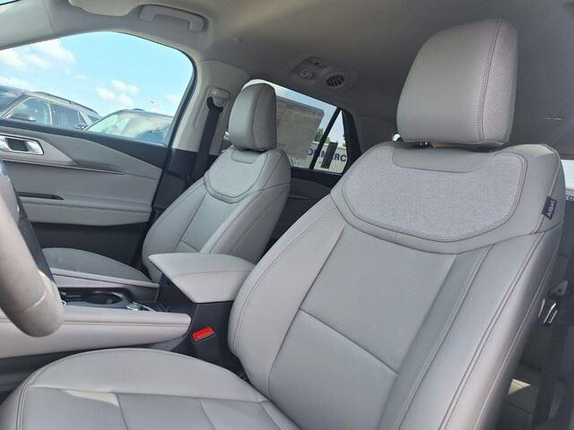 new 2025 Ford Explorer car, priced at $46,185