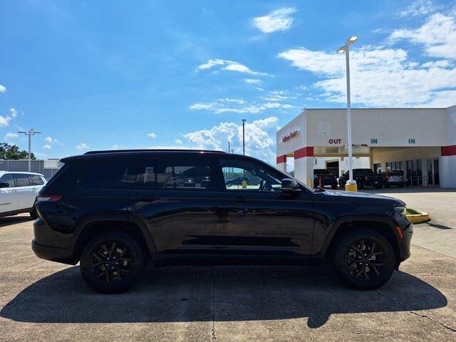 used 2024 Jeep Grand Cherokee L car, priced at $32,995