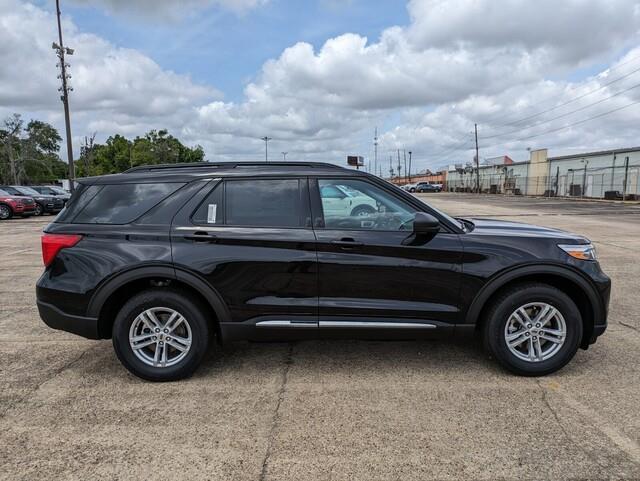 new 2024 Ford Explorer car, priced at $45,845