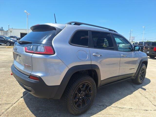 used 2019 Jeep Cherokee car, priced at $20,625