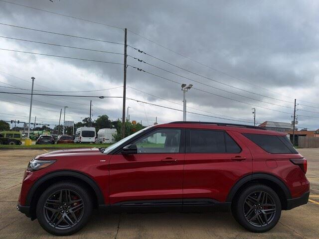new 2025 Ford Explorer car, priced at $49,640