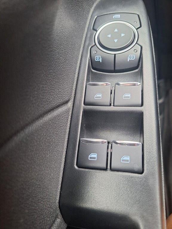 new 2025 Ford Escape car, priced at $25,585