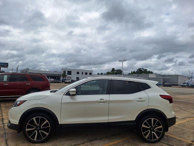 used 2018 Nissan Rogue Sport car, priced at $17,300