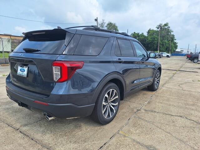 new 2024 Ford Explorer car, priced at $50,895