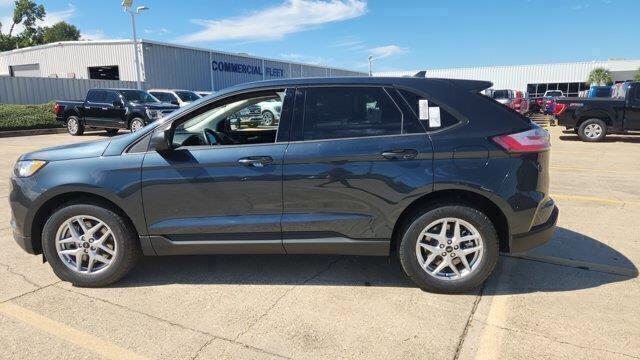 new 2024 Ford Edge car, priced at $31,050