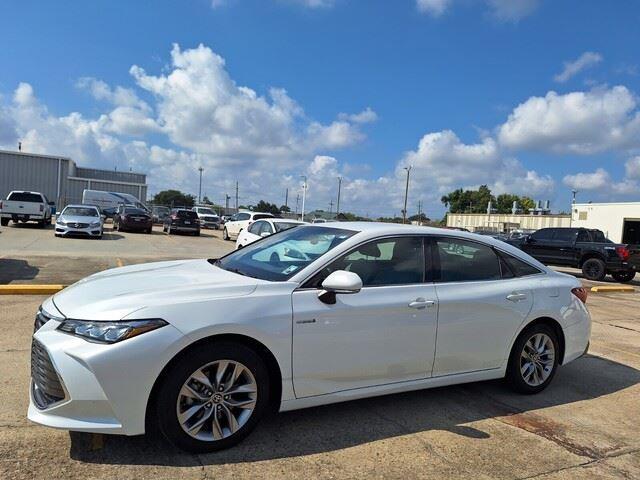 used 2021 Toyota Avalon Hybrid car, priced at $25,755