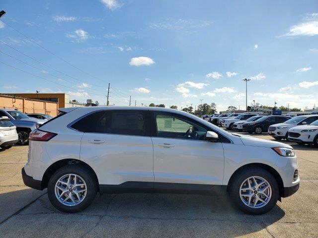 new 2024 Ford Edge car, priced at $37,905