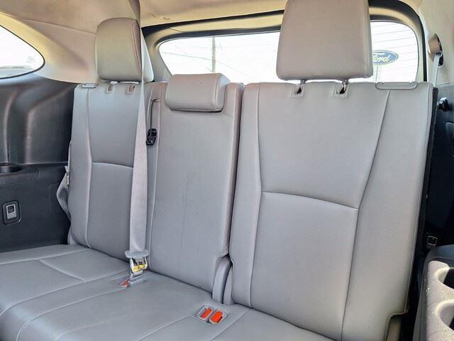 used 2023 Toyota Highlander car, priced at $36,995