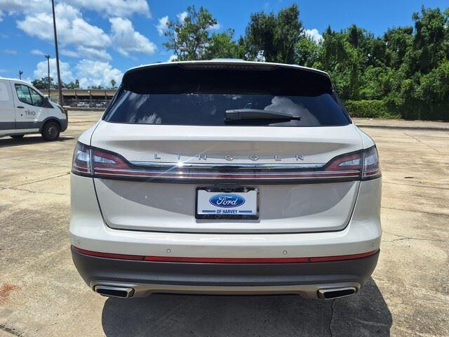 used 2022 Lincoln Nautilus car, priced at $28,800