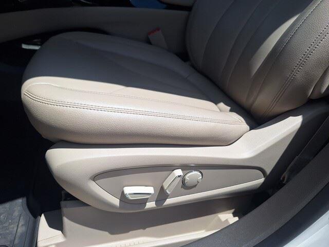 used 2022 Lincoln Nautilus car, priced at $28,800