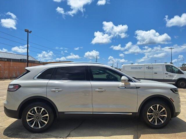 used 2022 Lincoln Nautilus car, priced at $28,800