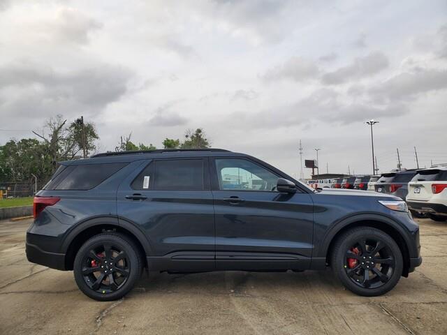 new 2024 Ford Explorer car, priced at $62,105