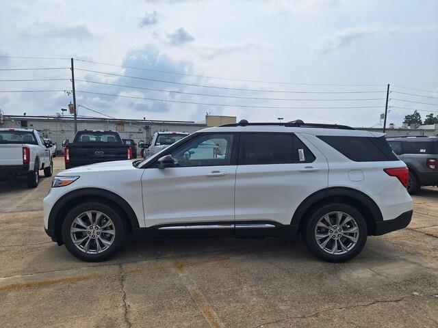 new 2024 Ford Explorer car, priced at $45,945