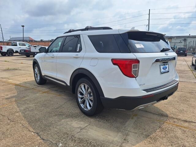 new 2024 Ford Explorer car, priced at $45,945