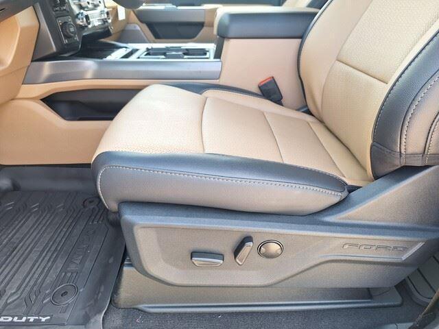 new 2025 Ford F-250 car, priced at $71,970