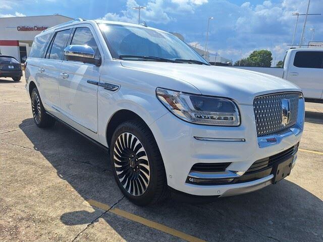 used 2020 Lincoln Navigator car, priced at $43,944