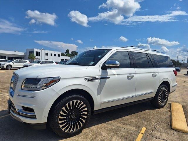 used 2020 Lincoln Navigator car, priced at $43,944