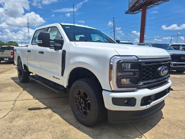 new 2025 Ford F-250 car, priced at $64,900