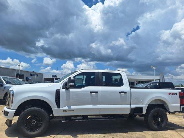 new 2025 Ford F-250 car, priced at $64,900